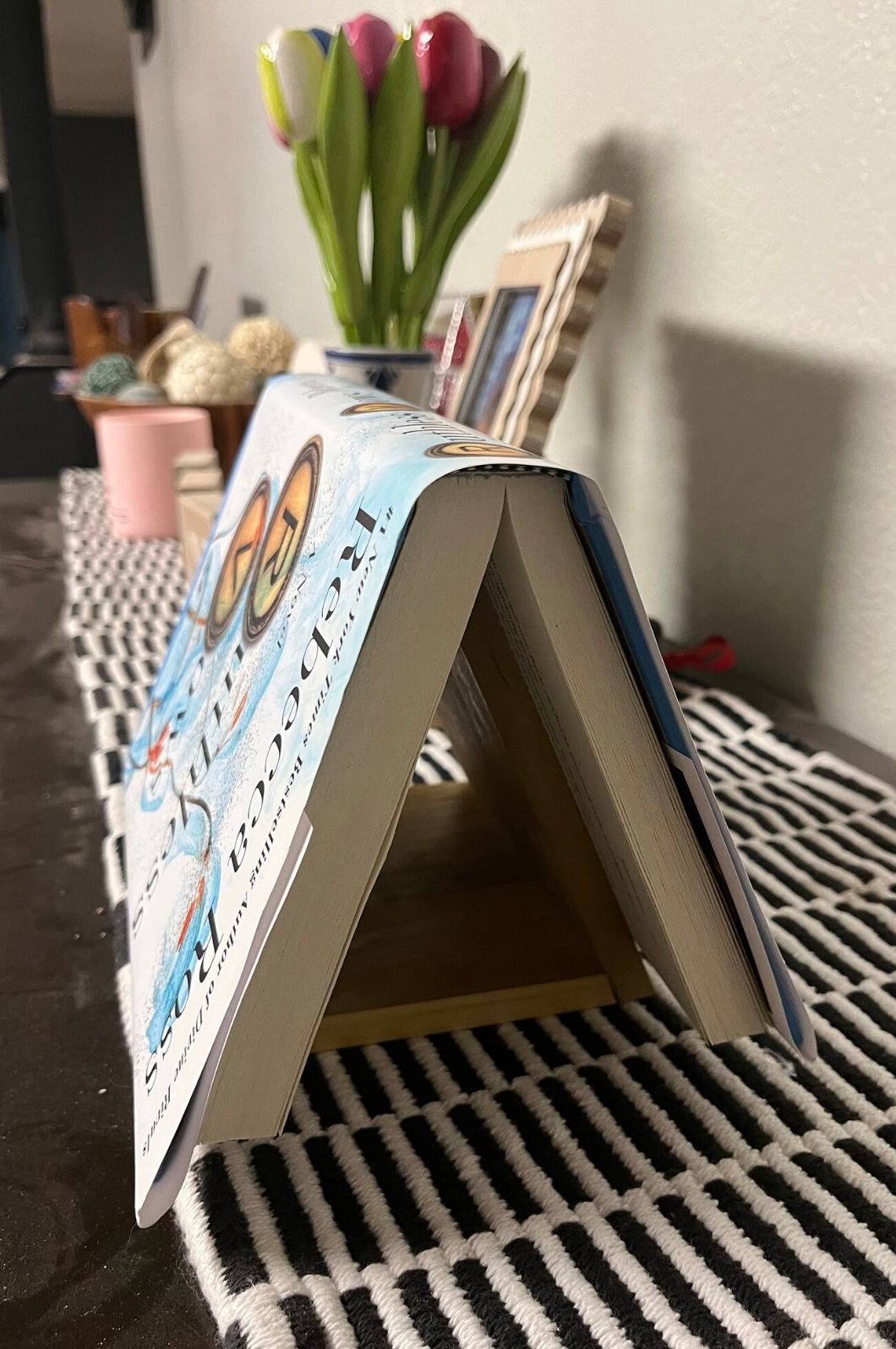 📚 The Book Nook PageKeeper